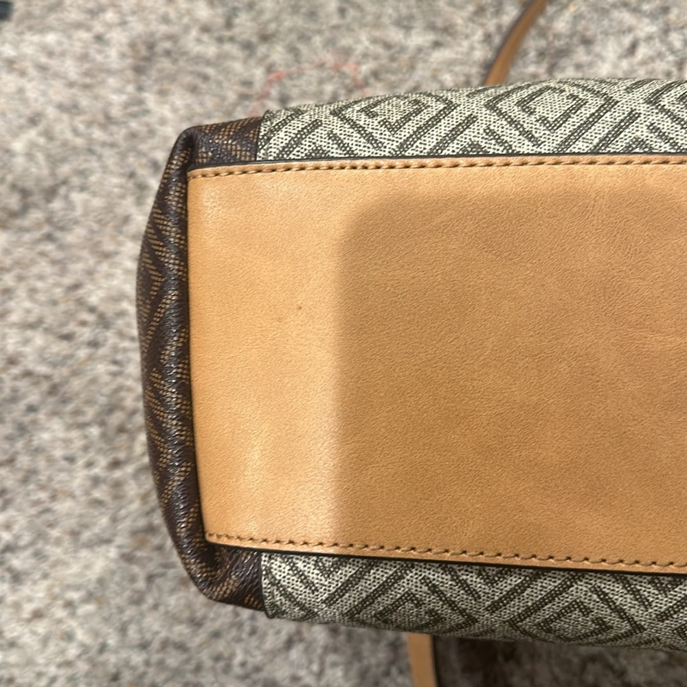 Liz Claiborne Purse - Picture 12 of 14